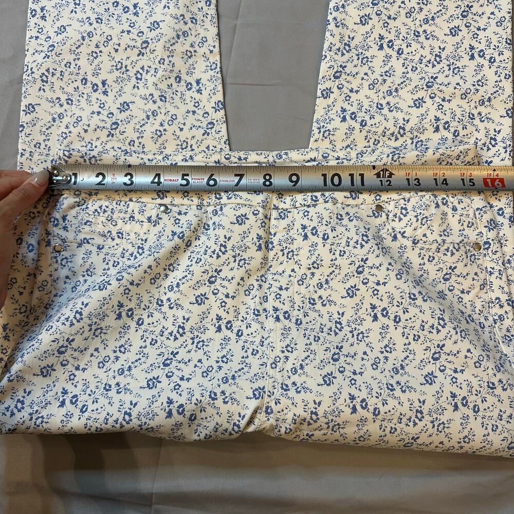 Mario Serrani White/Blue Floral Print Straight/Stretch Pants- M - Picture 6 of 8